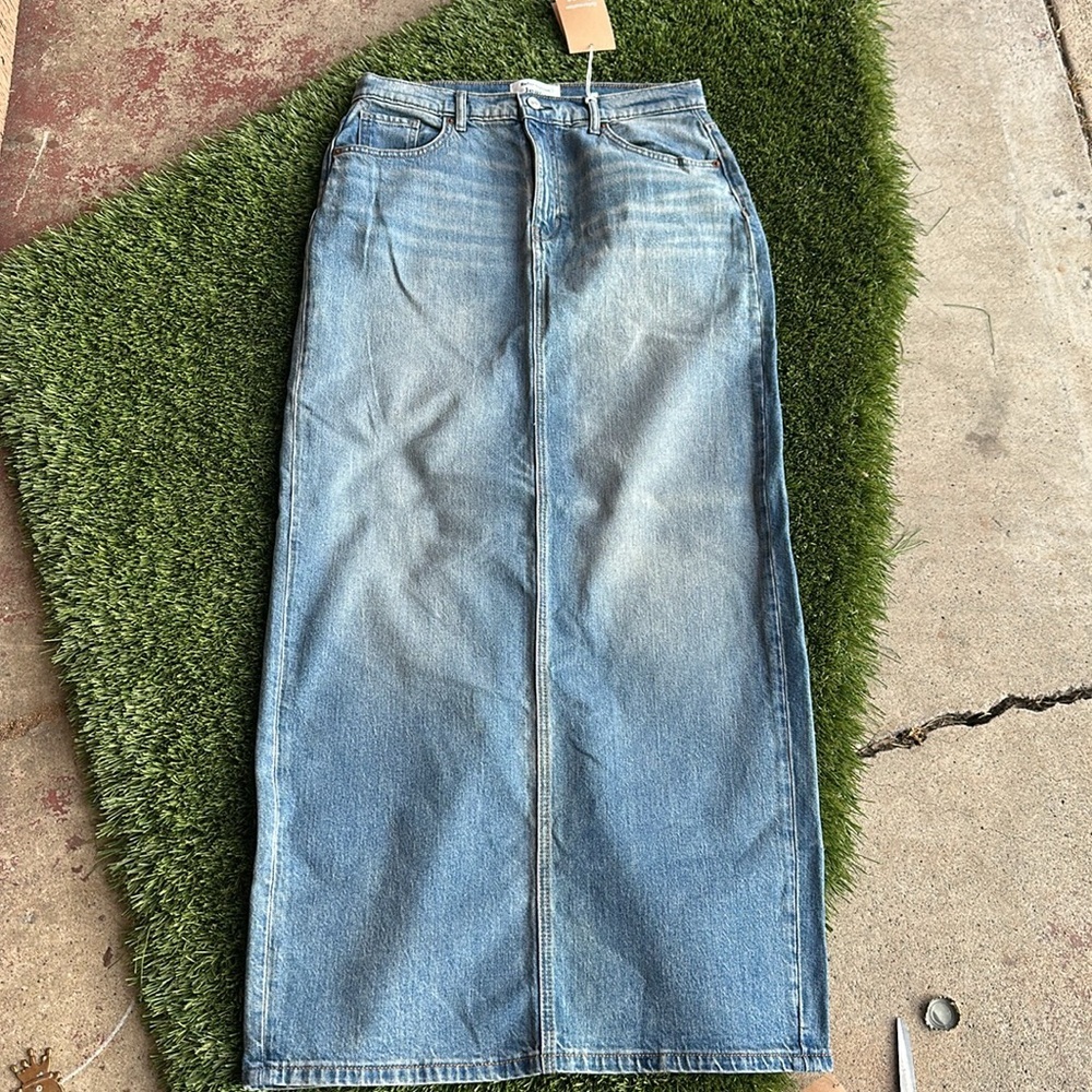 Reformation Darla Ultra High Rise Denim Maxi Skirt Size 30 new with tags - Picture 4 of 8